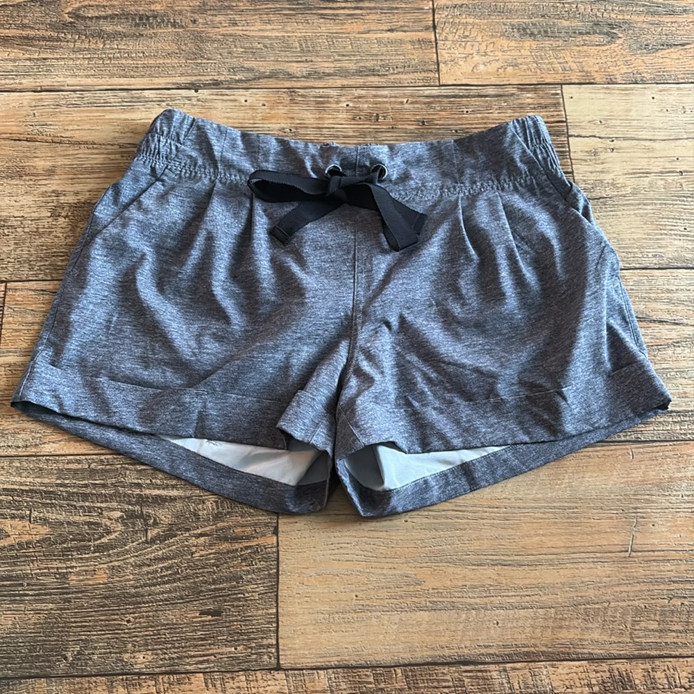 Lululemon Spring Break Away Short II - Heathered Texture Printed Greyt Deep Coal
